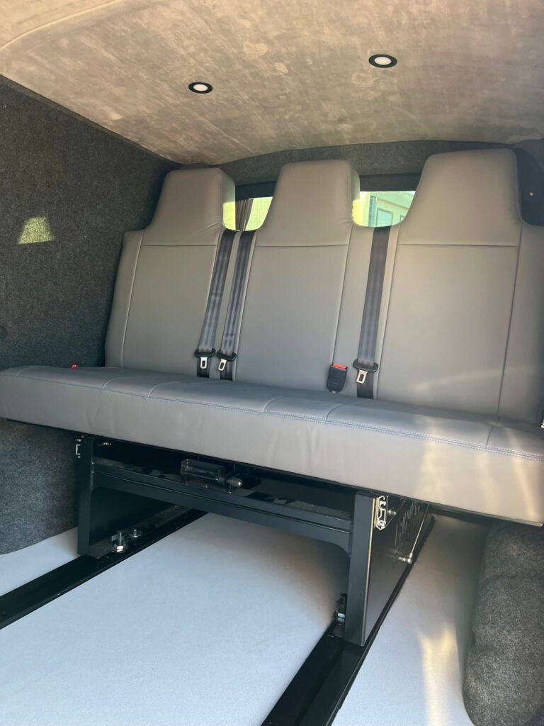 INTERIOR & ELECTRICAL SET UP​